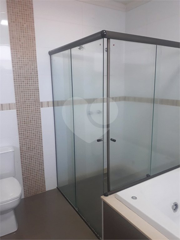 Excelente casa para venda no Parque Fher