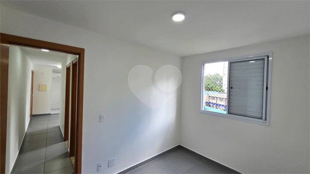 APARTAMENTO COM DOIS DORMITÓRIOS E UMA VAGA NA RAIMUNDO PEREIRA DE MAGALHÃES.