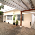 Casa a venda no bosque da saúde, com 3 dormitórios com 3 vagas de garagem.