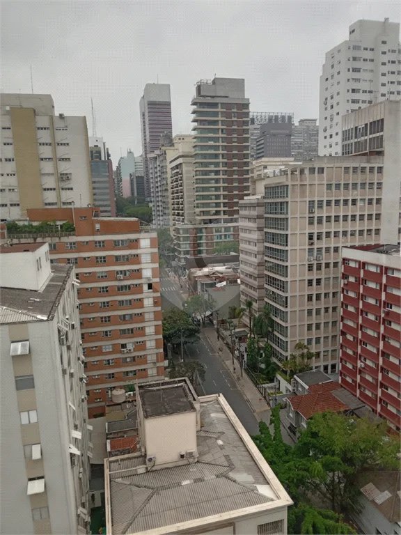 Apartamento à venda com 3 quartos, sendo 1 suíte, em Jardim Paulista, São Paulo, SP