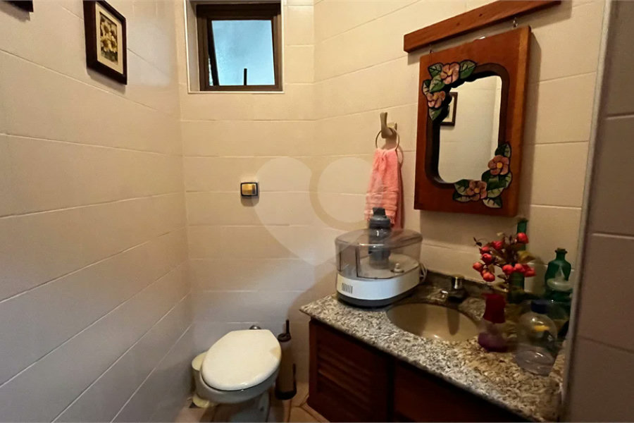 Casa à venda com 3 quartos, sendo 1 suíte, em Jardim Dos Estados, Poços de Caldas - MG
