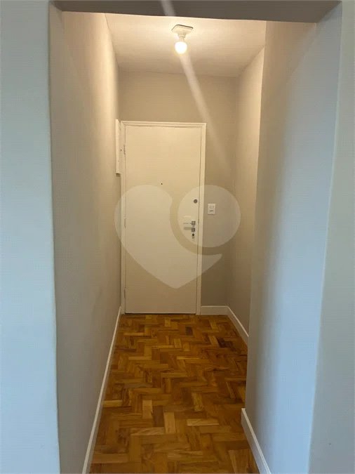 Studio à venda na Saúde | 37 m² | 2 vagas | Ao lado do Metrô Saúde