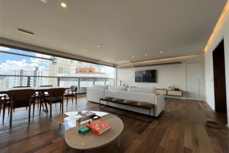 Apartamento de Alto Padrão próximo à Praça Pereira Coutinho