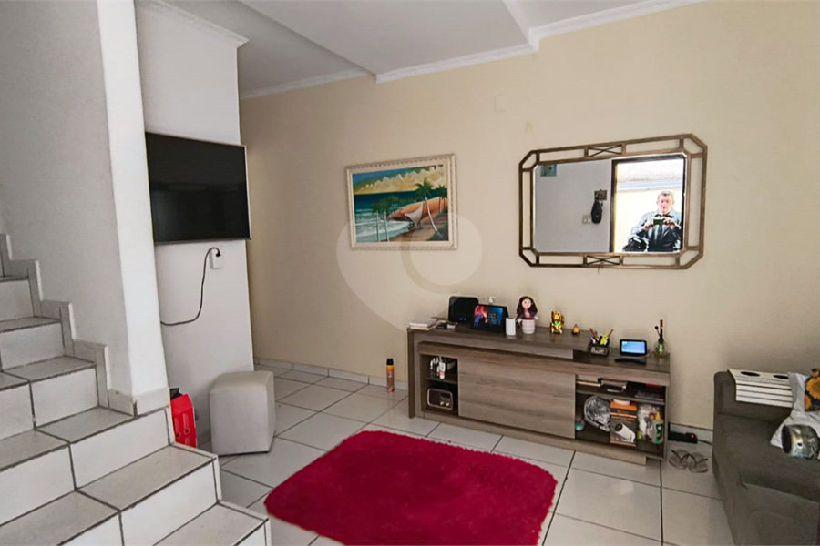 Sobrado à venda com 3 quartos em Tremembé, São Paulo, SP
