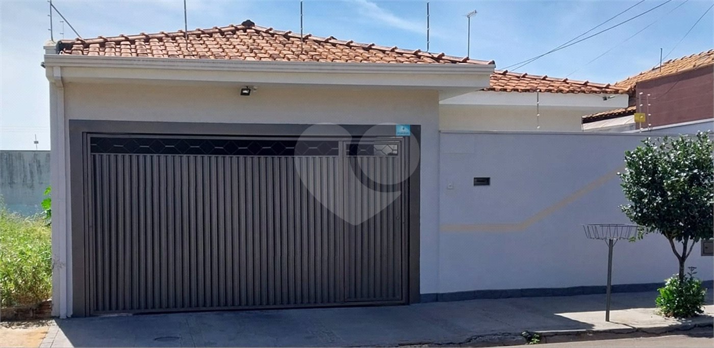 Casa à venda com 3 quartos, sendo 1 suíte,  em Residencial Itamarati, São Carlos, SP