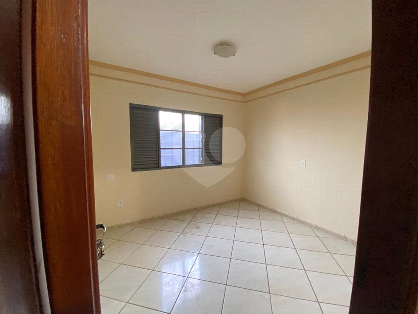 Casa no Jardim Hikare