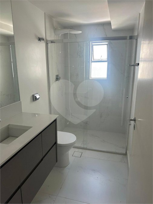Apartamento à venda no Campo Belo- Para reforma