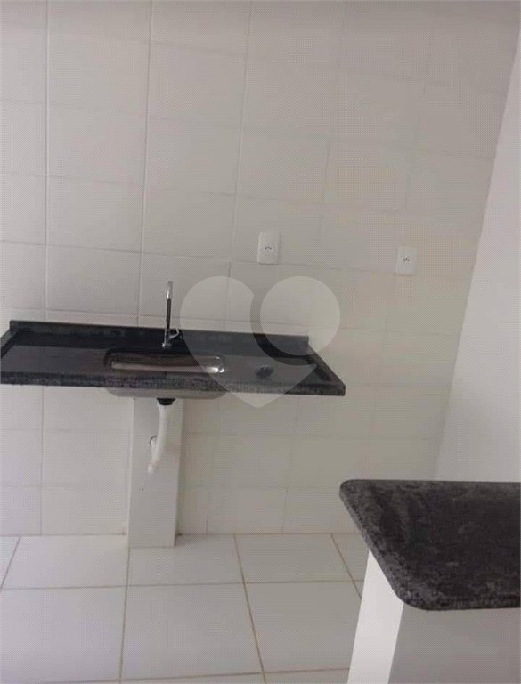 Apartamento à Venda no Parque dos Manacás