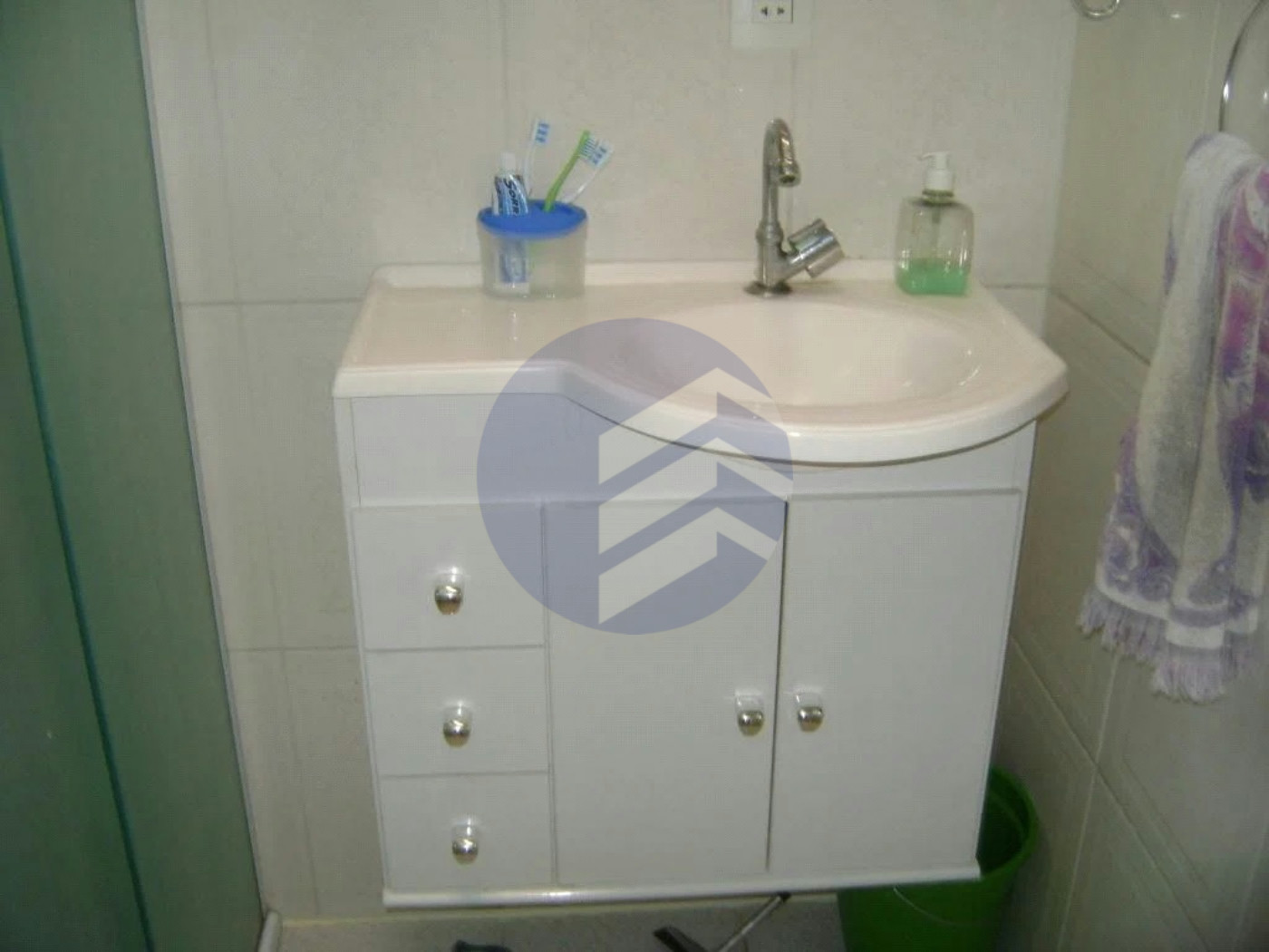 Casa à venda com 3 quartos, sendo 1 suíte, no condomínio Res Green Ville, São Paulo - SP