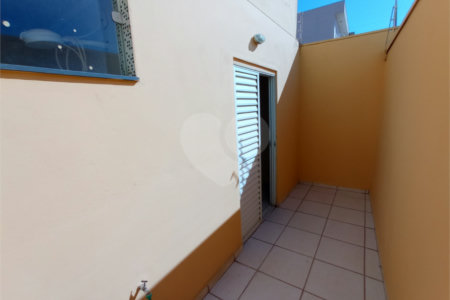 Investimento Certeiro na Gleba 1: Apartamento 1 DormItório, Quintal e Localização que Aluga Fácil