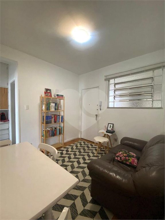 Apartamento a venda Paraíso 1 dormitório 1 banheiro 40 metros quadrados