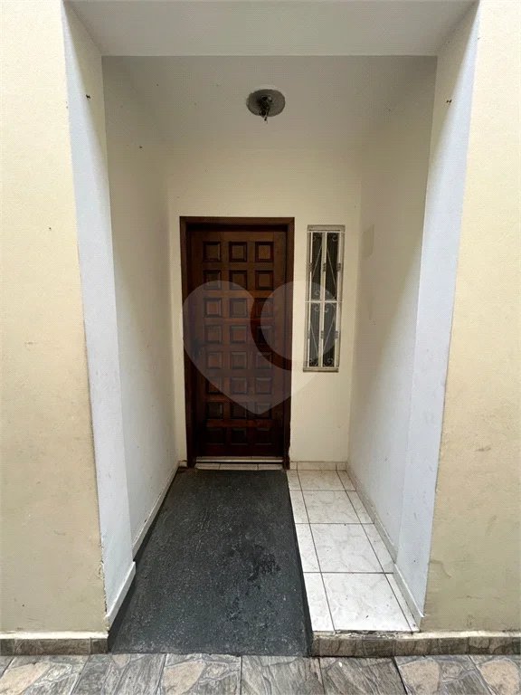 Excelente sobrado para comércio ou residência na Vila Santa Catarina
