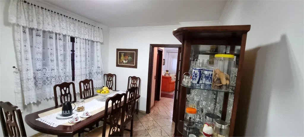 Casa à venda com 3 quartos, sendo 3 suítes, em Vila São Francisco, São Paulo - SP