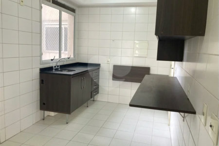 Apartamento para alugar com 4 quartos, sendo 2 suítes, em Jardim Marajoara, São Paulo, SP