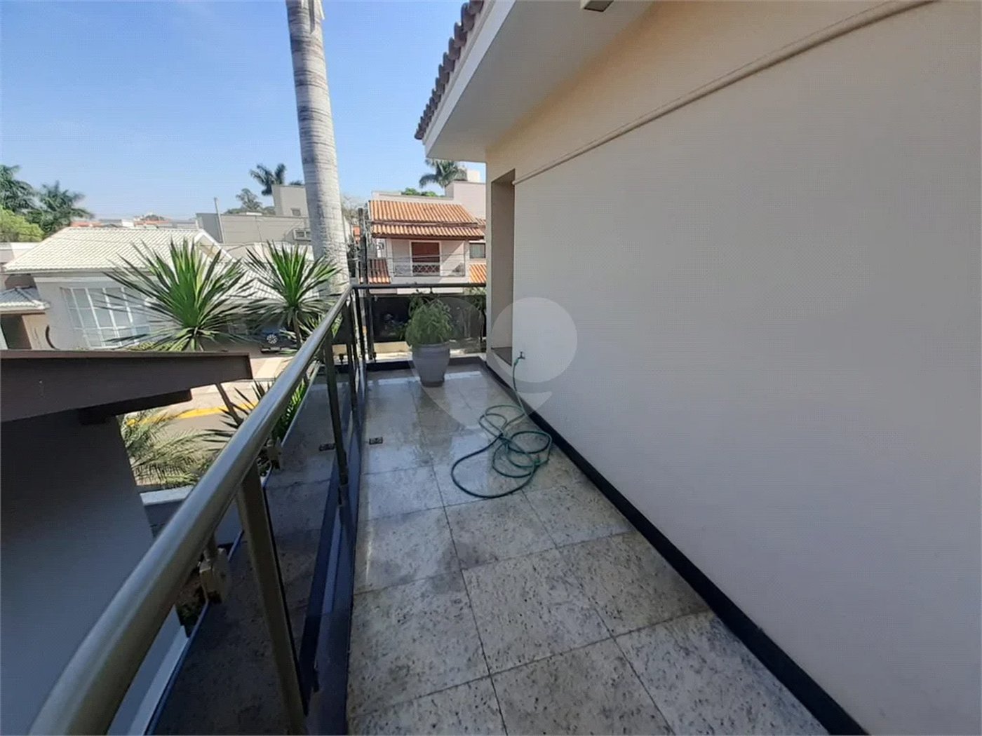 Ótima casa disponível para venda em Piracicaba, no Condomínio Residencial Village Des Lions no bairro Pompéia