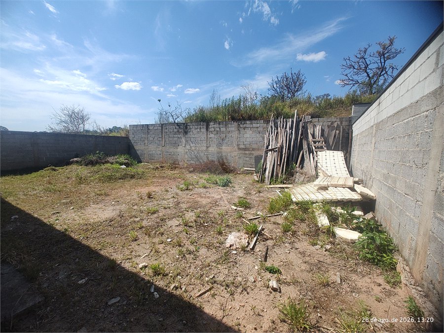 Terreno 810 metros à venda em Atibaia com projeto aprovado exclusivo de alto padrão com construção inacabada