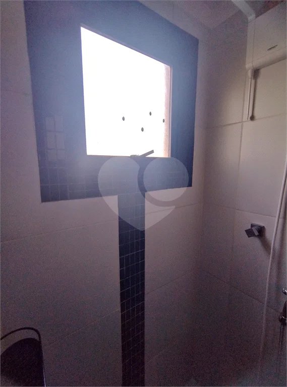 Apartamento mobiliado em Moema, - 1 quarto, sala e cozinha - 1 vaga