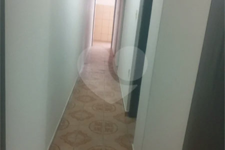 Casa com 180m², 3 quartos (1 suíte) e 5 vagas de garagem, à venda em São Mateus