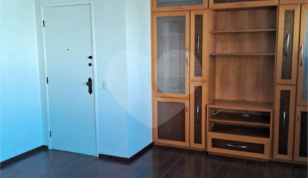 Apartamento à venda com 3 quartos, sendo 1 suíte,  em Vila Mariana, São Paulo, SP