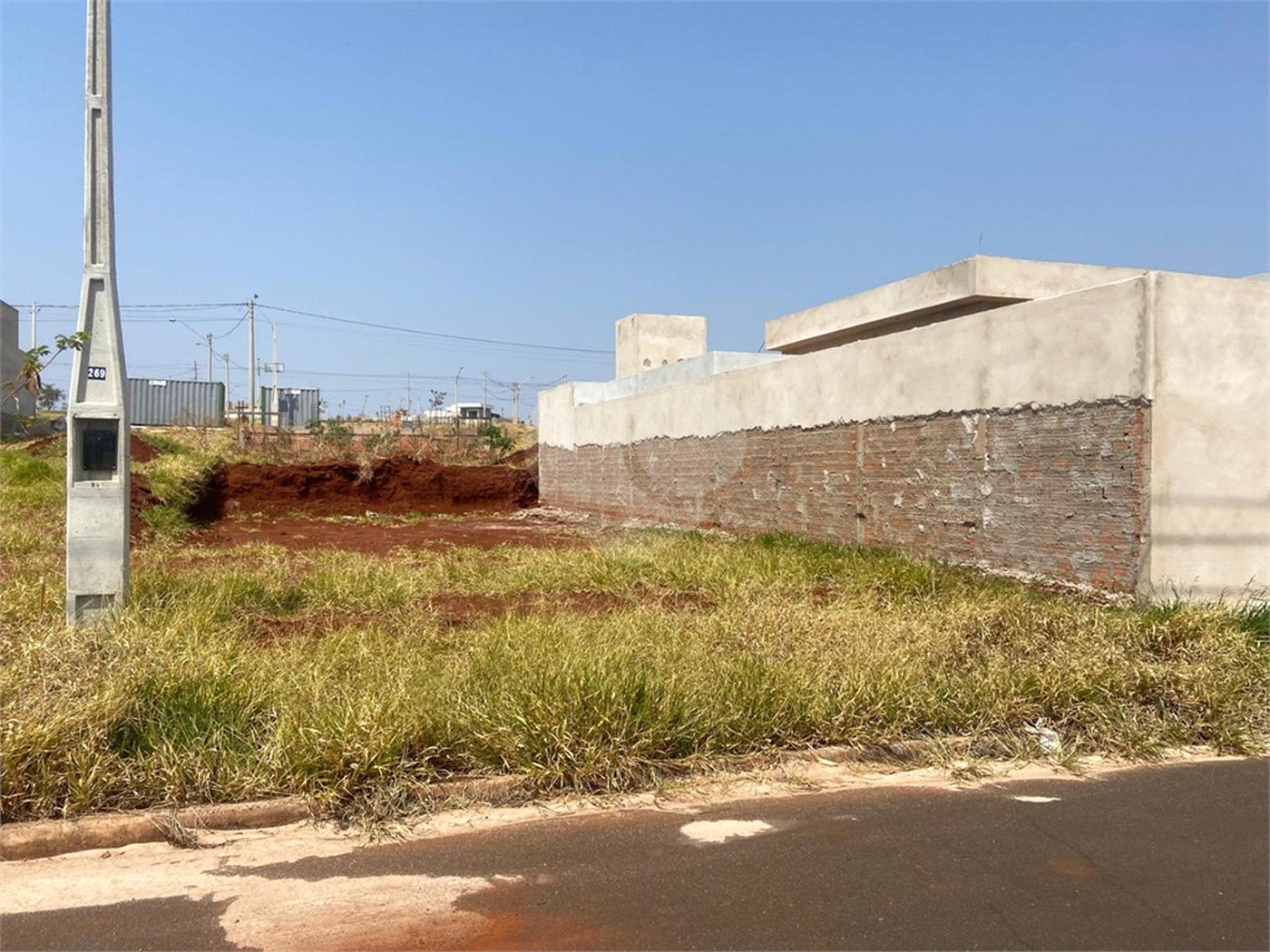 Terreno à Venda no Bairro Salto do Monjolinho