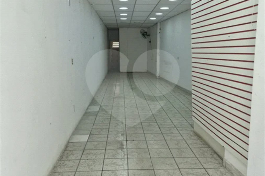 Salão comercial térreo 70 m² Proximo a Parad Inglesa