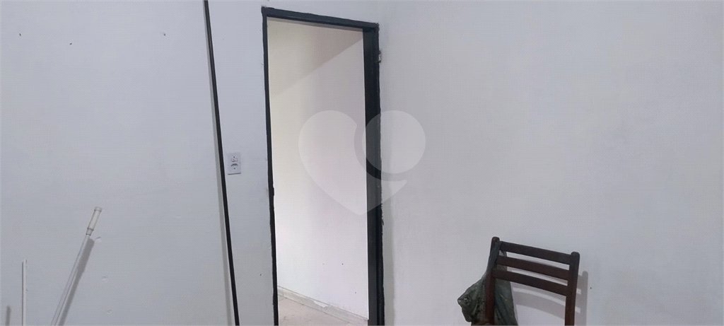 2 Casas – Bairro Aricanduva - c/ Salão Alugado – 56 m2 e 80 m2 – Terreno 5 x 25