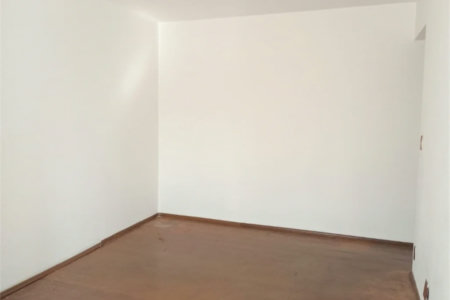 APTO À VENDA COM PREÇO ABAIXO DO MERCADO, PROX. AV. DO RIO PEQUENO C/ 02 DORMS, 01 VAGA COBERTA.