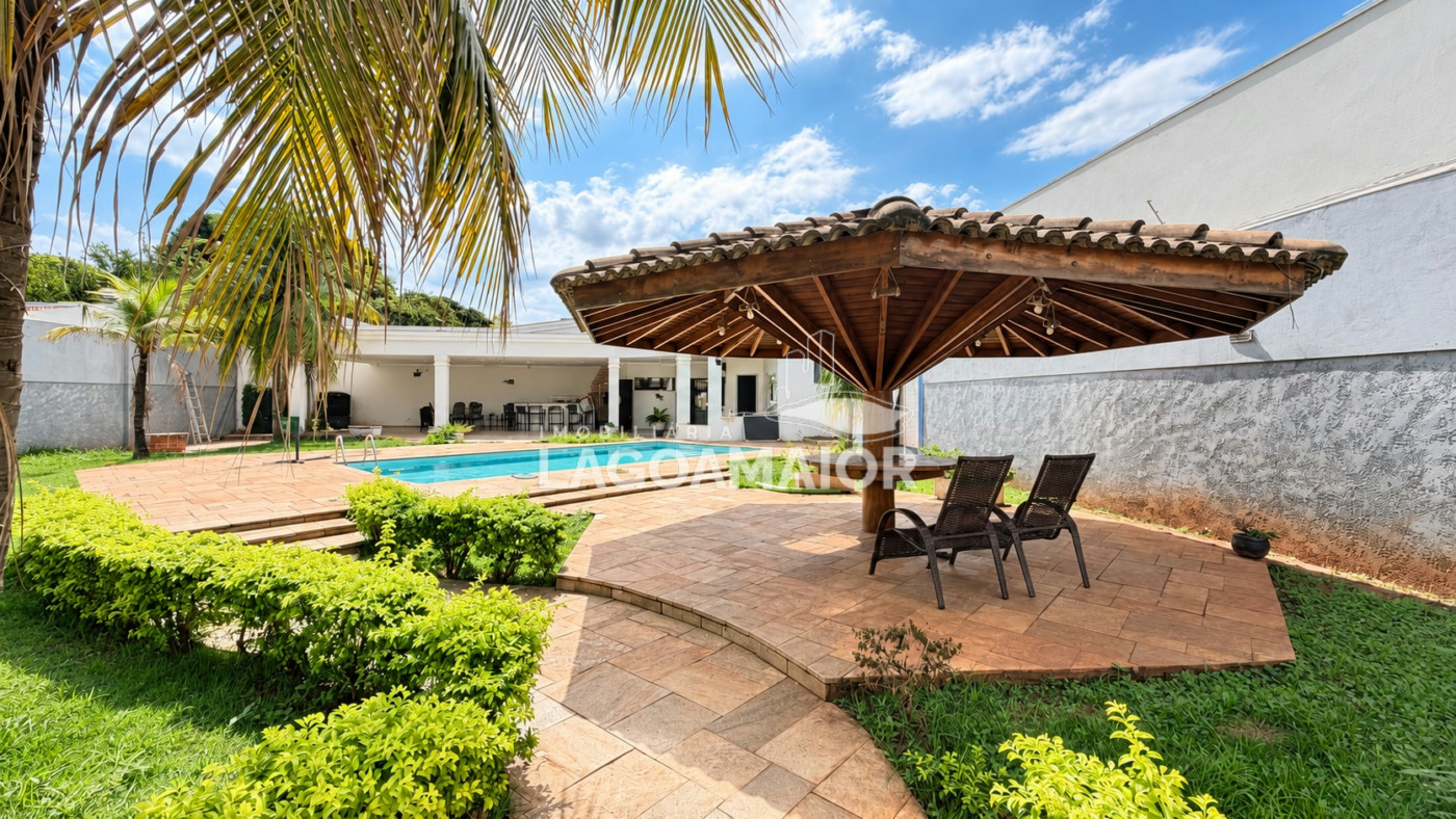 Casa à venda com 4 quartos, sendo 4 suítes, em Jardim Alvorada, Três Lagoas - MS