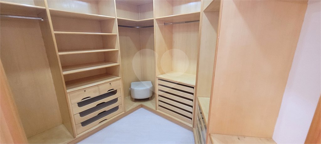 Sobrado de alto padrão com piscina e sauna no Jardim França