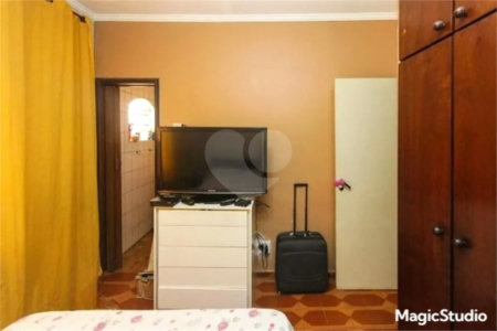 Casa com 154m², 2 dormitórios, 1 vaga, à venda na Vila Ema.