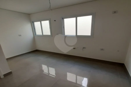 Apartamento com 80m² , 2 dormitórios , sendo 1 suíte , 1 vaga , à venda no bairro Humaitá em Santo André.