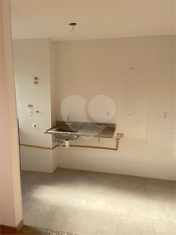 Apartamento para venda no Monte Pinheiros