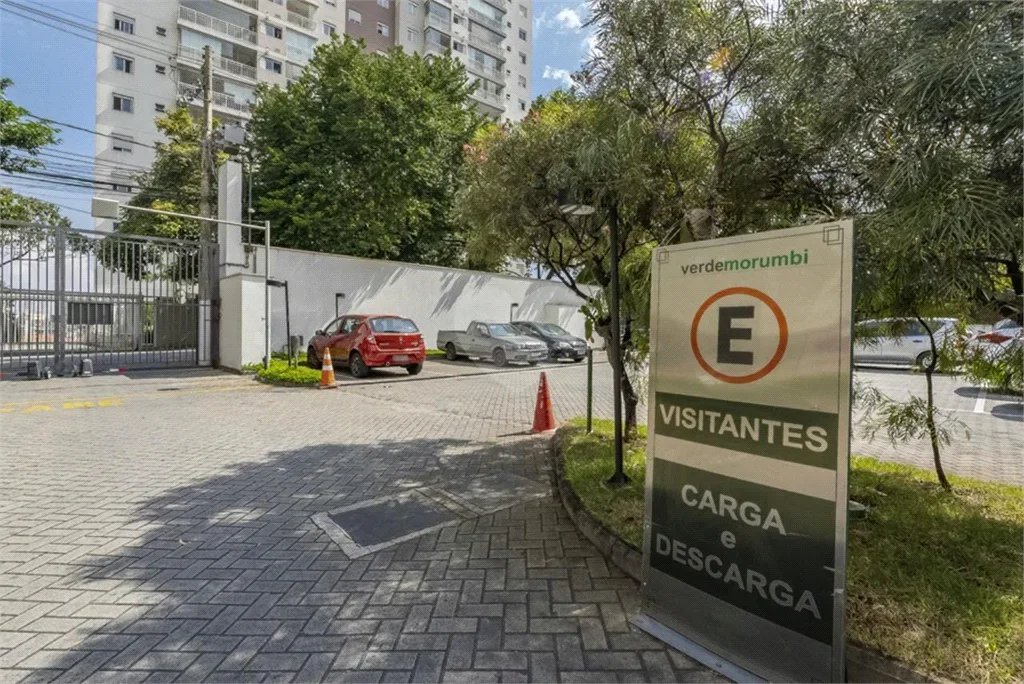 Apartamento à venda com 3 quartos, sendo 1 suíte, em Parque Reboucas, São Paulo, SP