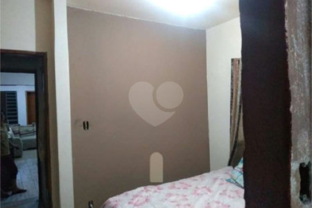 Casa residencial à Venda Santa Felícia com 3 Suítes