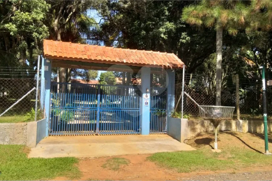 Casa à venda com 2 quartos, sendo 1 suíte,  em Chácara Real (caucaia do Alto), Cotia, SP