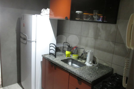 APARTAMENTO TODO REFORMADO!! 1 dormitório. Bairro da Bela Vista. Área Útil: 36 m².