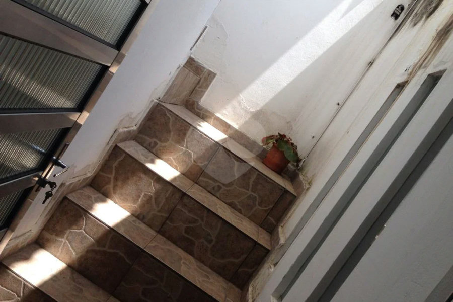Vende-se Sobrado em Condomínio Fechado – 3 Dormitórios | 180 m²