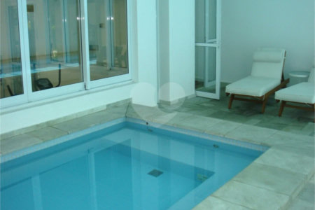 Apartamento a venda com 252 m² no Campo belo.