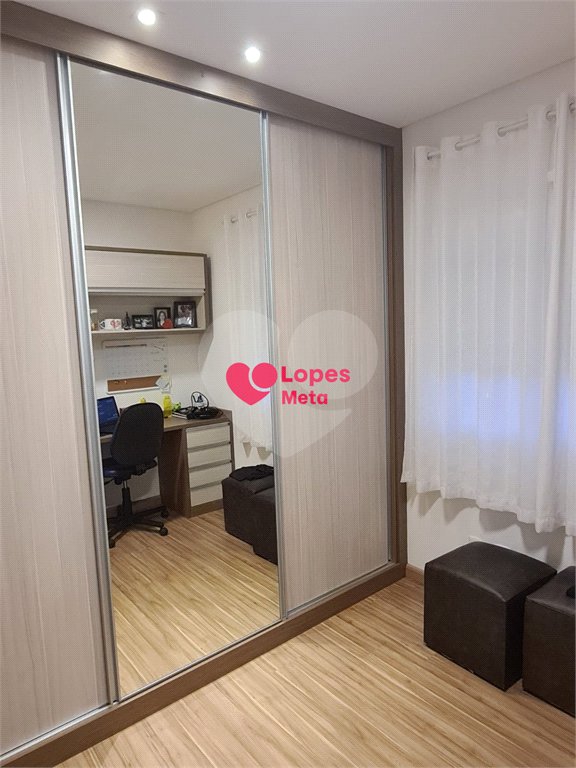 A VENDA BELISSIMO APARTAMENTO NO BAIRRO URBANOVA I, 2 QUARTOS 1 SENDO SUITE, 3 BANHEIROS E 2 VAGAS,