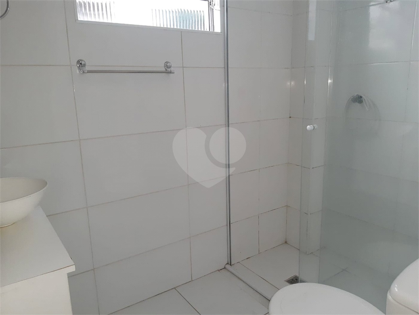 Apartamento de 87m² localizado na avenida principal do bairro de Santana, uma das regiões mais valorizadas da Zona Norte!