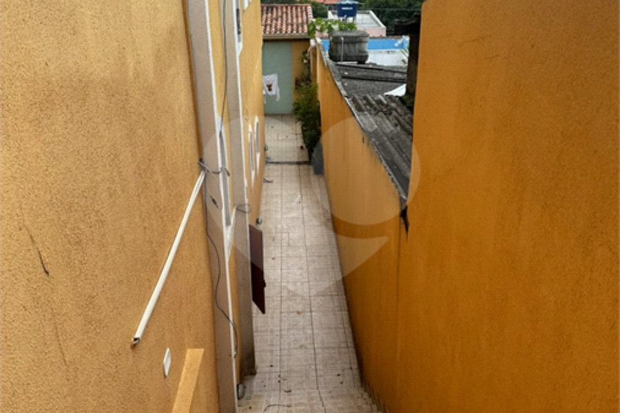 Sobrado com 4 Quartos à venda, 250m² - Jardim Líbano