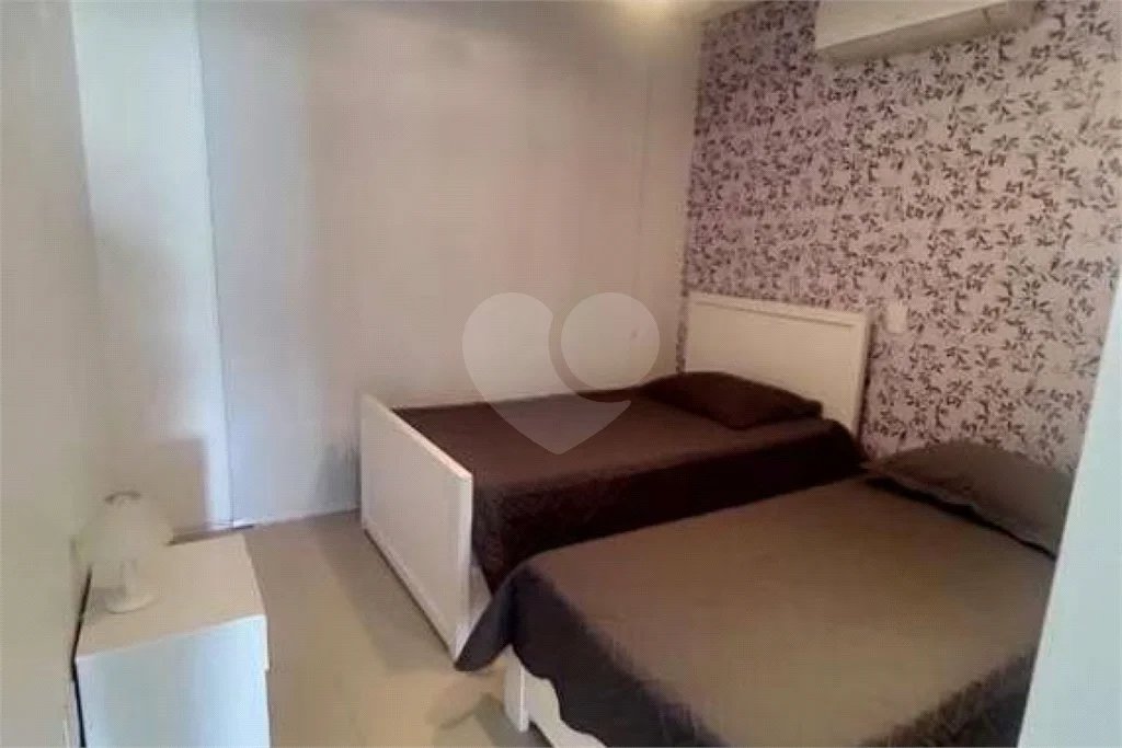 Maravilhosa Casa em Condomínio com 4 Suítes na Praia de Juquehy!!!