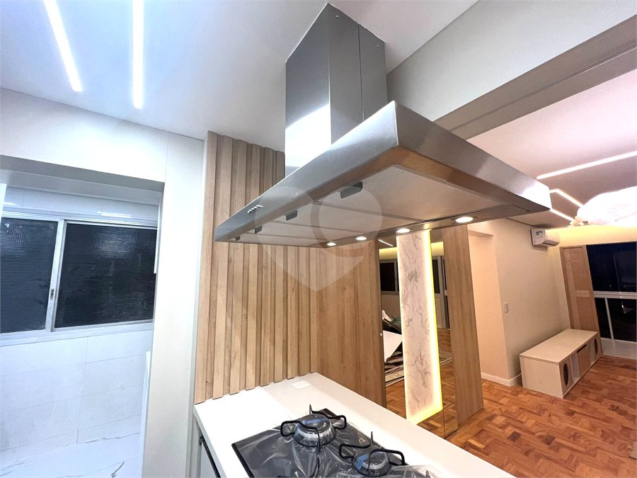 Apartamento à venda com 3 quartos, sendo 1 suíte, em Alto da Boa Vista, São Paulo, SP