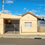 Casa térrea para venda em Araraquara.