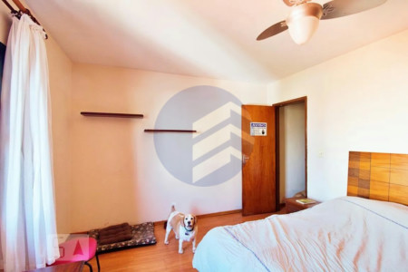 Casa para alugar com 3 quartos, sendo 1 suíte, em Jardim Monte Kemel, São Paulo - SP