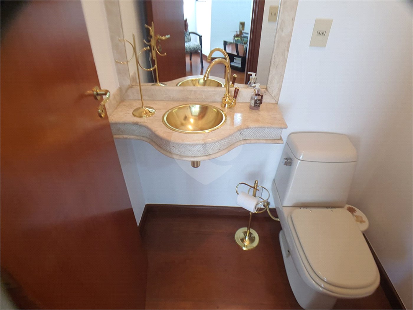 Apartamento no Edíficio Alexandre Previeiro