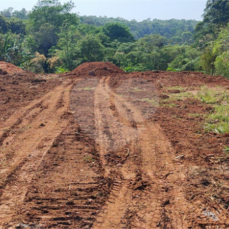 Terreno em Atibaia com 3.410 metros, pronto para construir, topografia plana, excelente localização