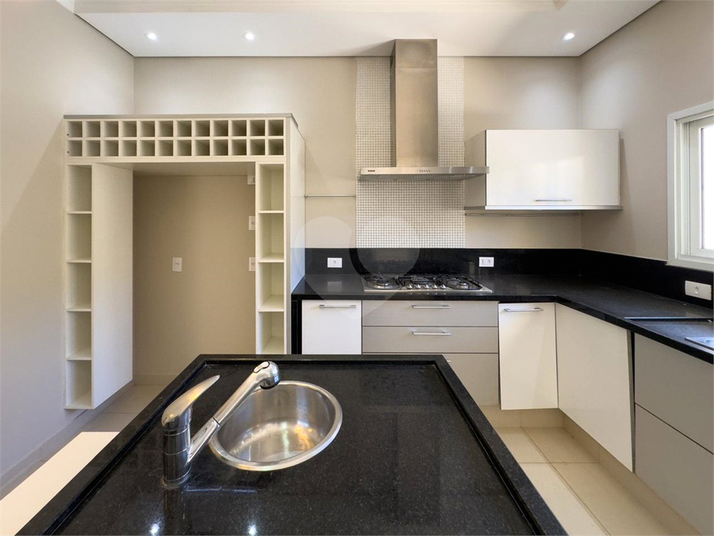 Lindo sobrado para venda em Indaiatuba/SP - Condomínio Esplendor. R$ 3.300.000,00.