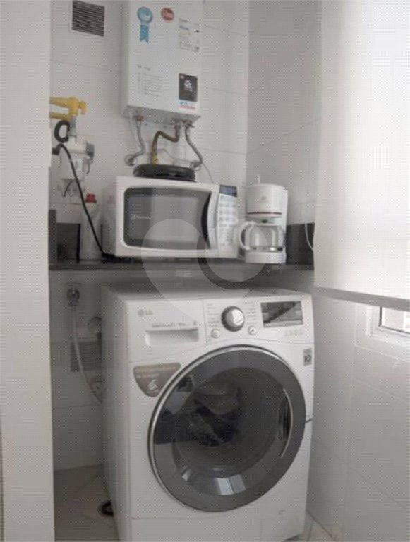 Apartamento de 45 m2 na Bela Vista, mobiliado, pronto para morar !