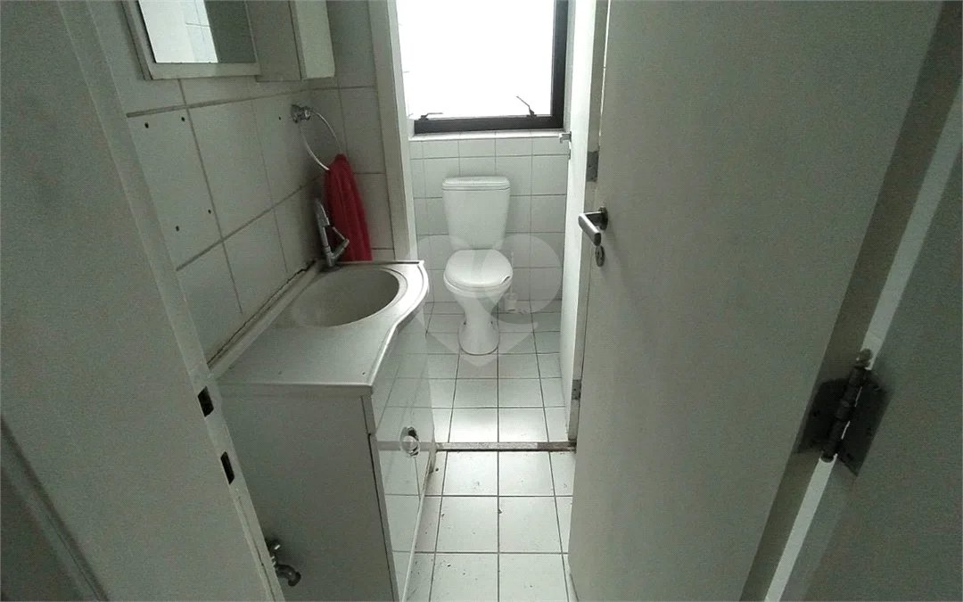 SALA COMERCIAL DE 38,0 M² COM 01 BANHEIRO E VAGA DE GARAGEM PARA VENDA NO TUCURUVI